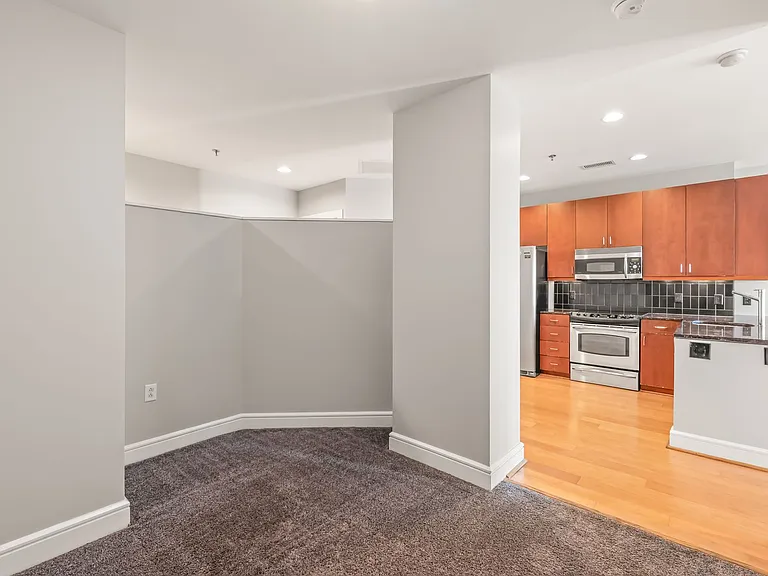 333 W Trade St #2502 — Photo 13