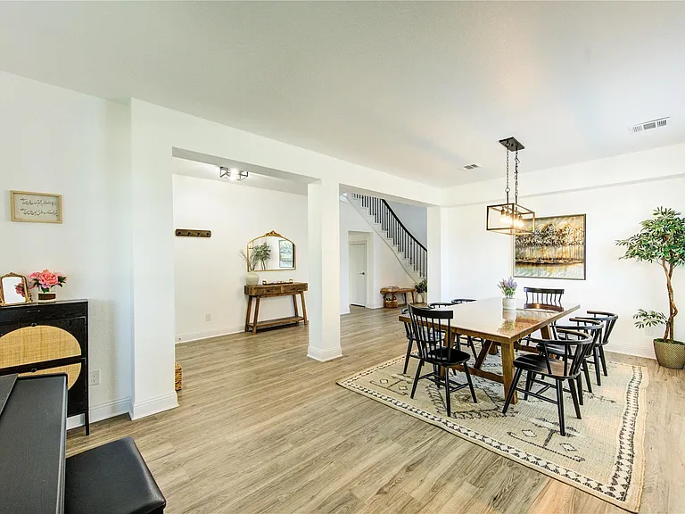 2415 Flowering Brook Ln — Photo 4