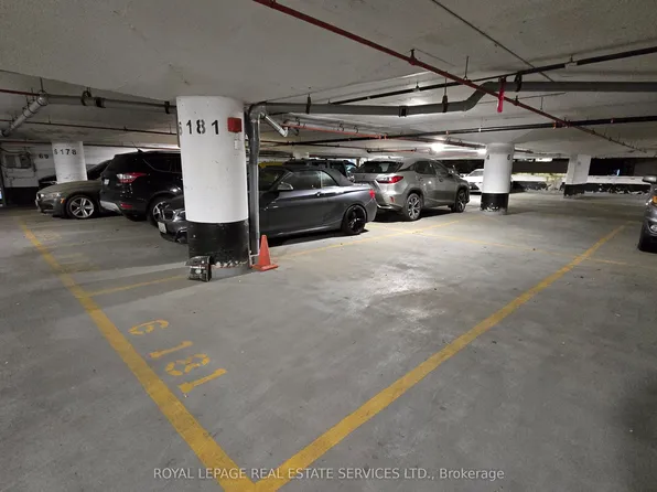 55 Harbour Sq #25, Toronto, ON M5J 2L1