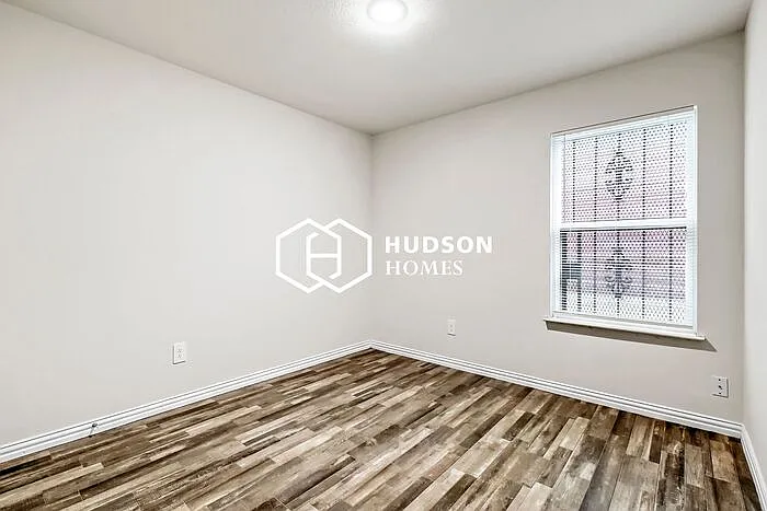 3726 Copeland St — Photo 8