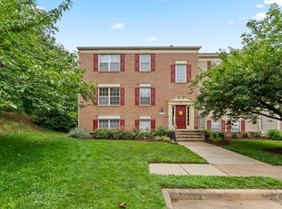 1109 Huntmaster Ter NE UNIT 201, Leesburg, VA 20176