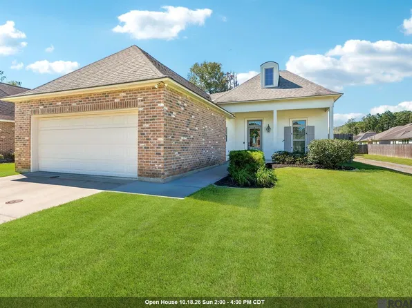 27955 Meadow Hill Ln, Denham Springs, LA 70726