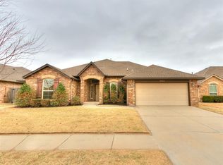 8905 NW 71st St, Oklahoma City, OK 73132