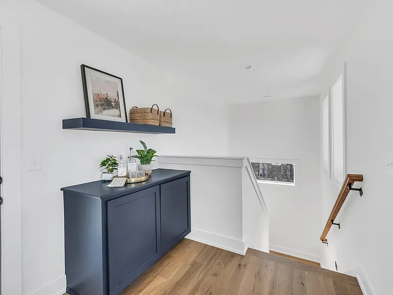 16 Willis St #B — Photo 69