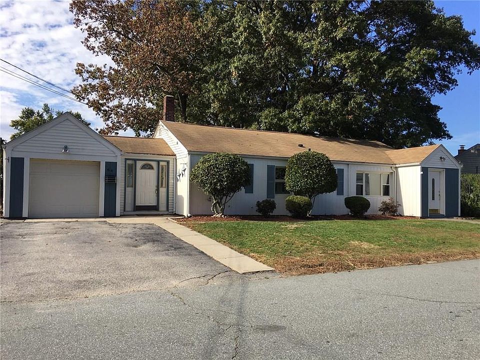 1st image of 64 Longue Vue Ave