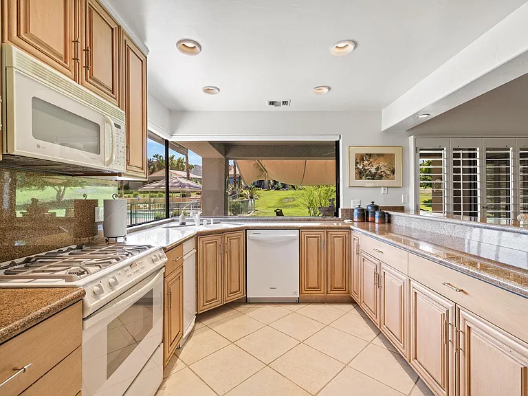 73159 Silverleaf Ct — Photo 18
