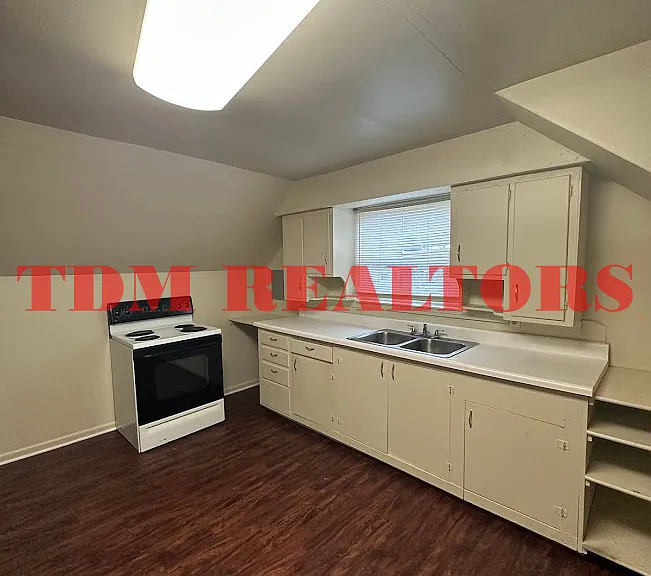 1031 Ingleside Ave #2 — Photo 7