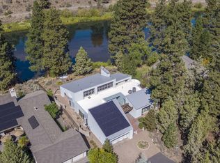 2251 Lakeside Pl, Bend, OR 97703
