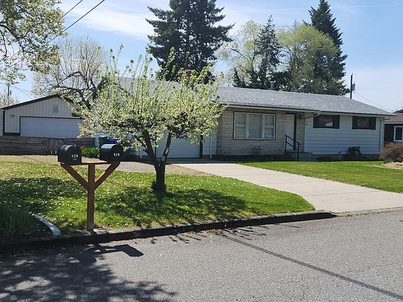 3rd image of 816 N Ravalli Dr