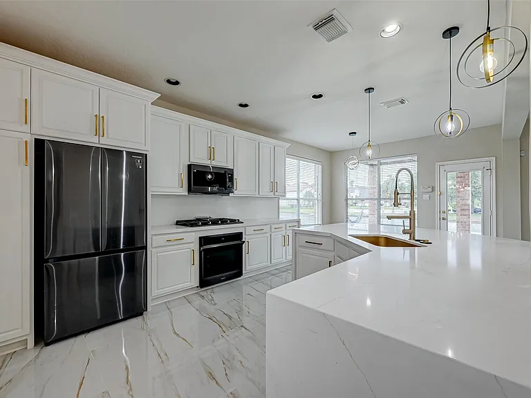 11954 Galentine Point — Photo 13