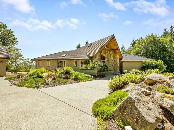 474 Blue Mountain Road, Chimacum, WA 98325