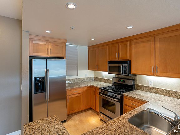 4th image of 501 Crescent Way APT 5201