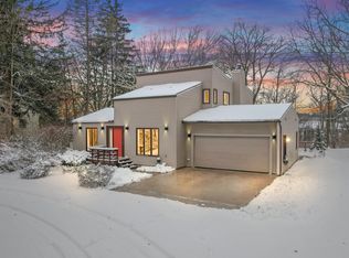 2050 Chalmers Dr, Ann Arbor, MI 48104