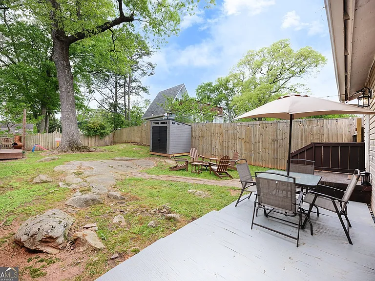 1040 Herndon St NW #B — Photo 27