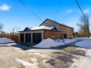 13 Blakely Rd, Prince Edward County, ON K0K 1T0