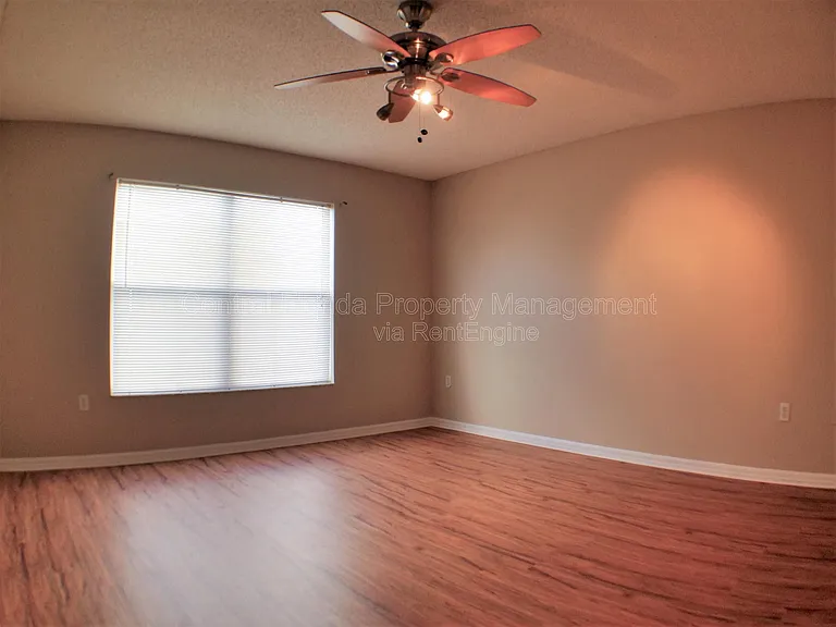 4437 Stonemeadow Dr — Photo 12