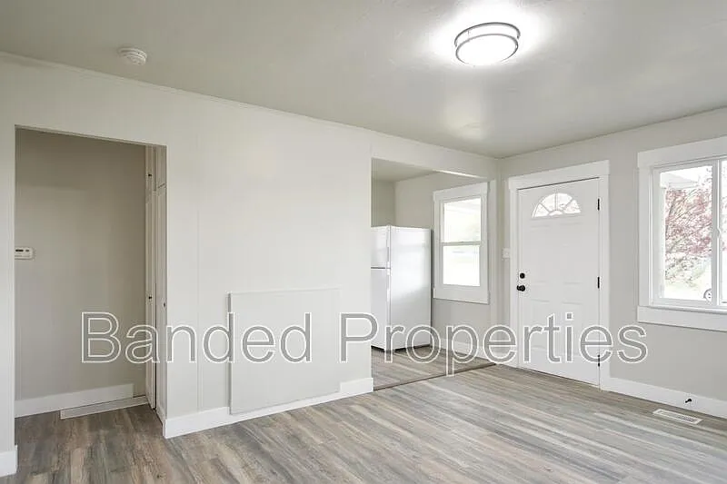 2 bed, 1.0 bath, 670 sqft, $1,395 — Photo 4