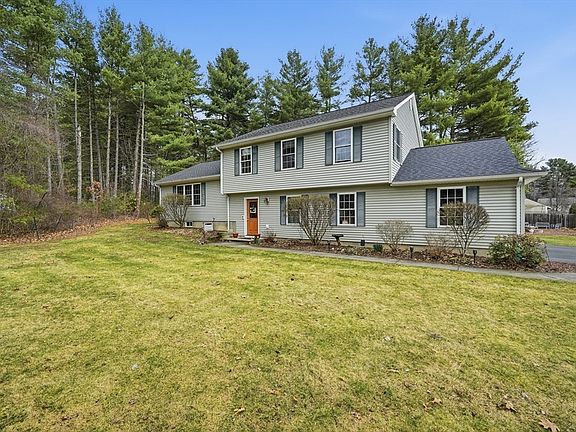 2nd image of 7 Hillside Meadows Dr