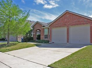1119 Grimes Dr, Forney, TX 75126