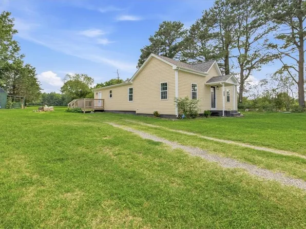 17040 White Marsh Rd, Surry, VA 23883