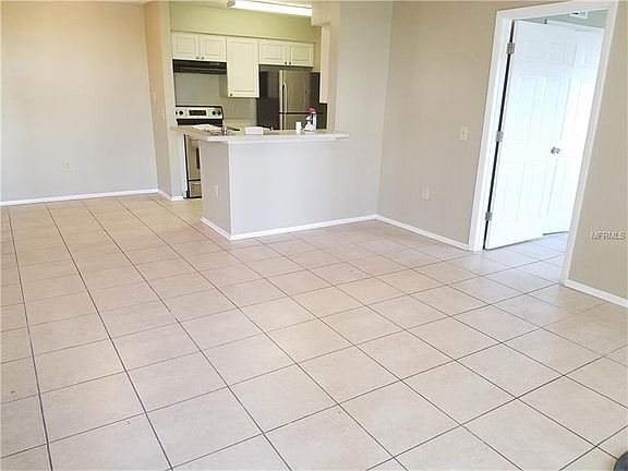 4th image of 1213 Bermuda Lakes Ln Unit 105