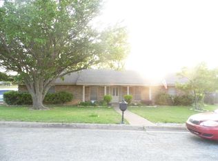 3317 Lookout Dr, Forest Hill, TX 76140