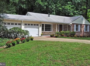 4703 Dodson Dr, Annandale, VA 22003