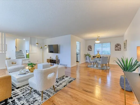 569 S Field Court, Lakewood, CO 80226