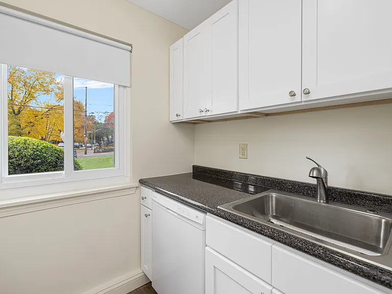 2 Ravena Ave #301 — Photo 2