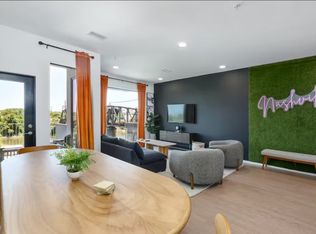 700 1st Ave N #305, Nashville, TN 37201