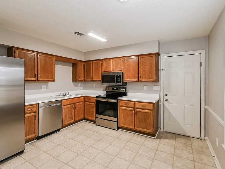 7069 Cutter Mill Rd — Photo 9
