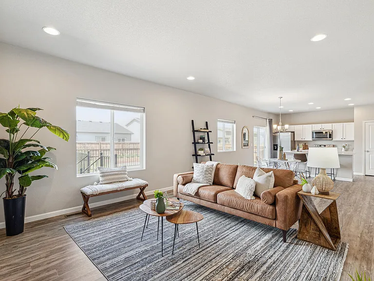 1119 Sherman Dr — Photo 1