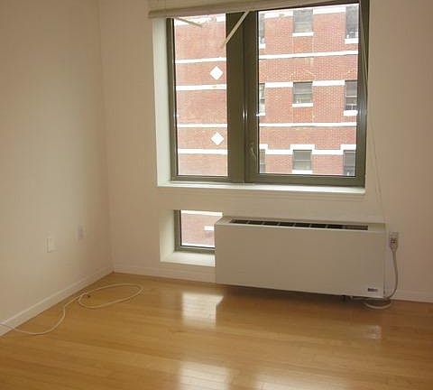 4th image of 2132 2nd Ave APT 4B