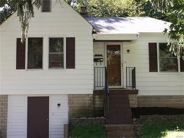 1st image of 7016 Paisley Dr