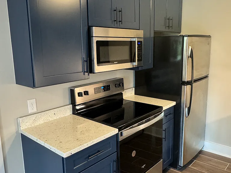 5630 Pershing Ave #25 — Photo 2