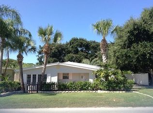 318 Cedar Ave, New Smyrna Beach, FL 32169