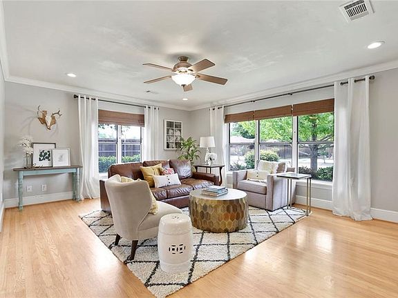 5th image of 9940 Northcliff Dr