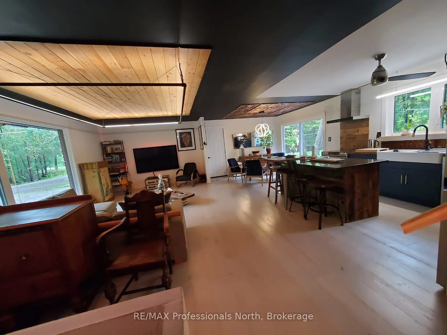 2 bed, $2,900 — Photo 4