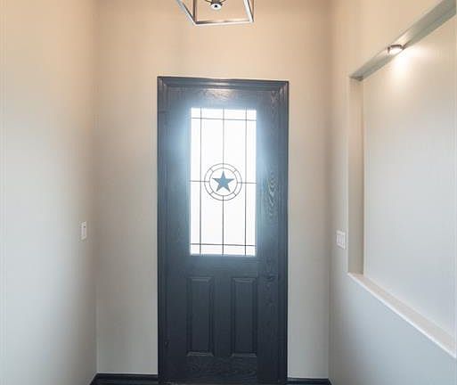 4th image of 3401 Cowboy Dr