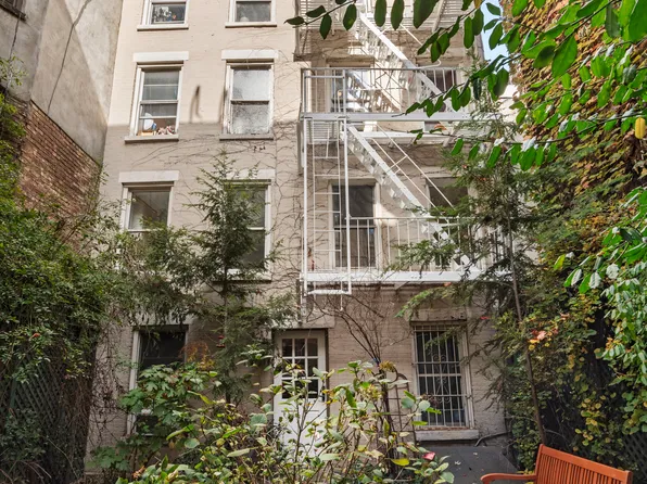 237 West 15th Street image 6 of 6