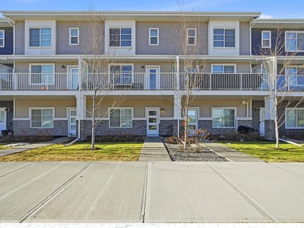 14235 E 1st St NW, Calgary, AB T3P 1Y4