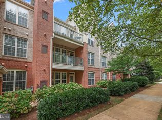 12170 Abington Hall Pl APT 304, Reston, VA 20190
