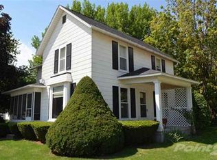 411 5th St, Kalona, IA 52247