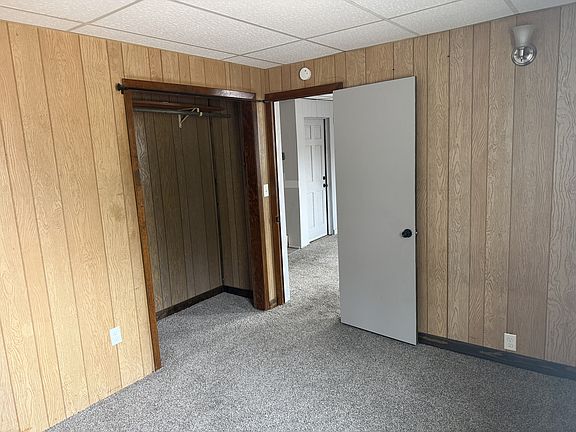 4th image of 210 2nd St
