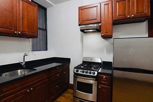 Rented by Corcoran | media 11