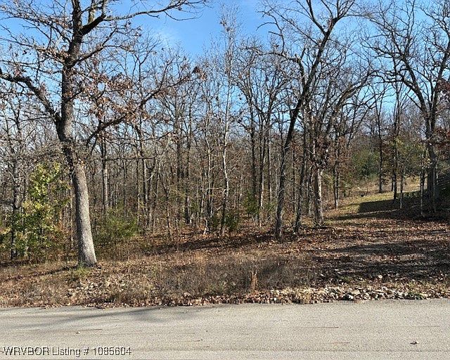 2nd image of Oak Hollow Dr