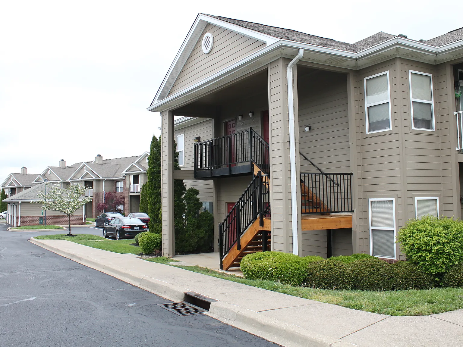 Villas of Forest Springs — Photo 4