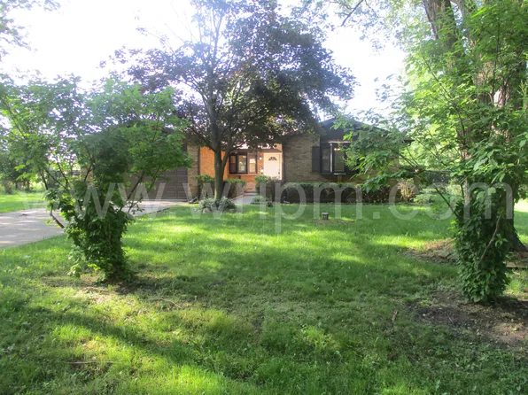 21W341 Belden Ave, Lombard, IL 60148