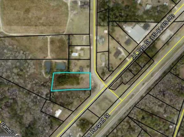 102 Highsmith Ave, Screven, GA 31560