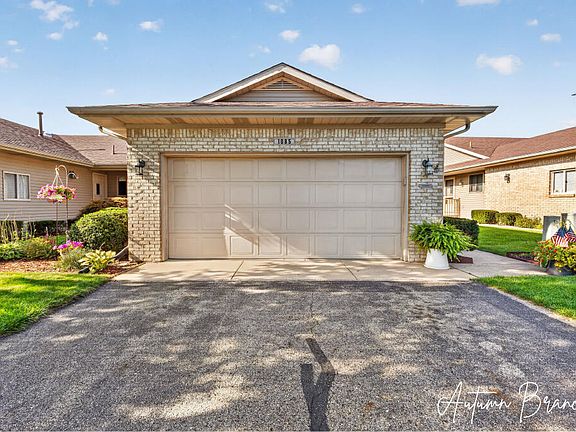 3rd image of 1085 Amber Cove Dr SW #49